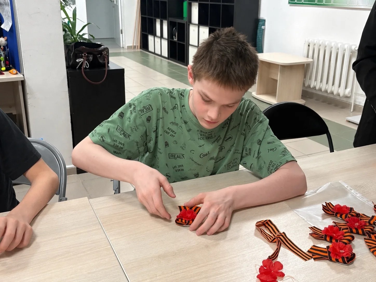 Спортсмены ЮКИОРа создали памятные значки