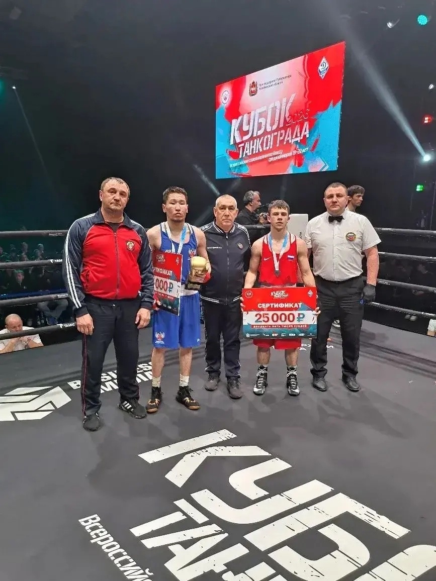 Воспитанник ЮКИОРа с серебром на соревнованиях по боксу