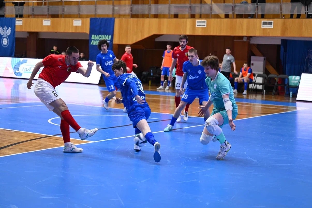 «Факел-ЮКИОР» продолжает радовать нас яркими выступлениями